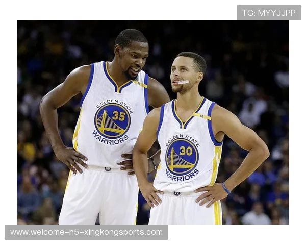 史诗级对决：库里和杜兰特的巅峰交锋！，库里和杜兰特单挑视频